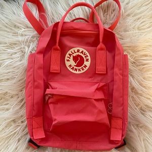 Fjallraven Kanken Mini Backpack Pink